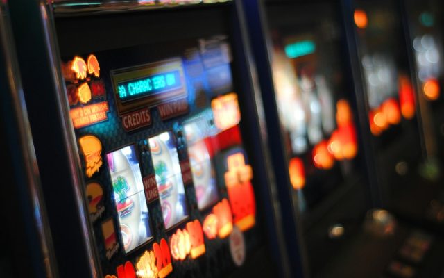 Inggris Batasi Promosi Perjudian yang Menggabungkan Produk dan Persyaratan Bonus Rumit